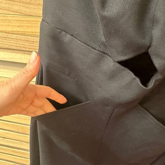 REFORMATION Virginia Jumpsuit Size 4 - Picture 6 of 7